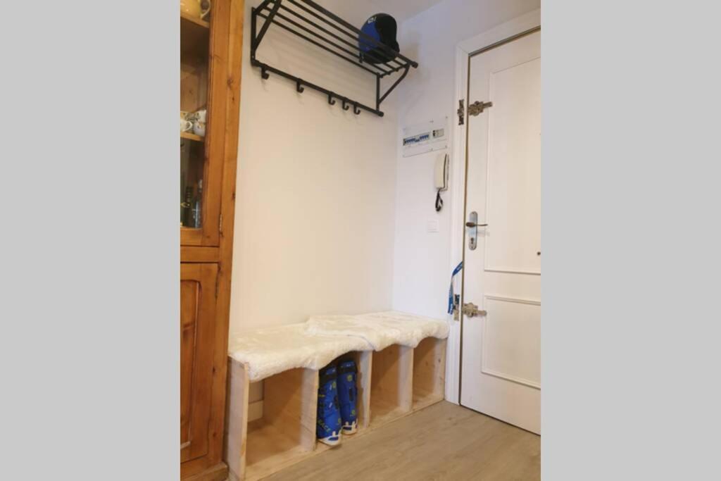 Apartamento En La Mejor Zona De La Sierra Junto A Los Remontes Reformado En 2021 シエラネバダ エクステリア 写真
